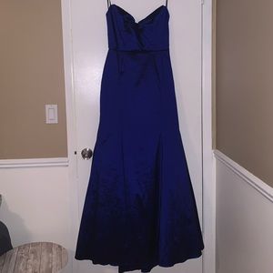 Blue long strapless dress